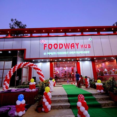 Oyo Home Foodway Hub Roorkee Bagian luar foto